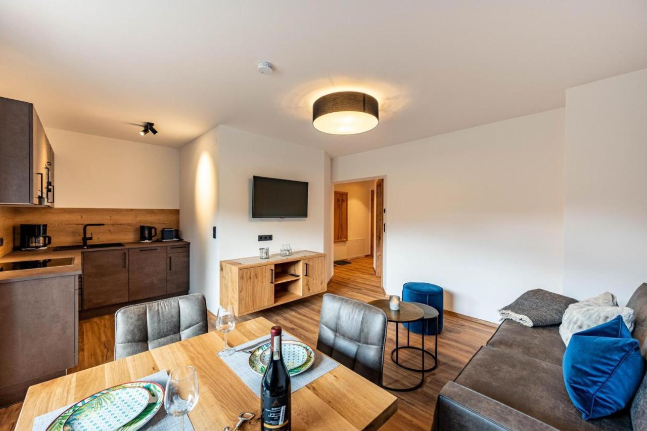 Rustika - Appartements & Spa Ehrwald Exterior photo